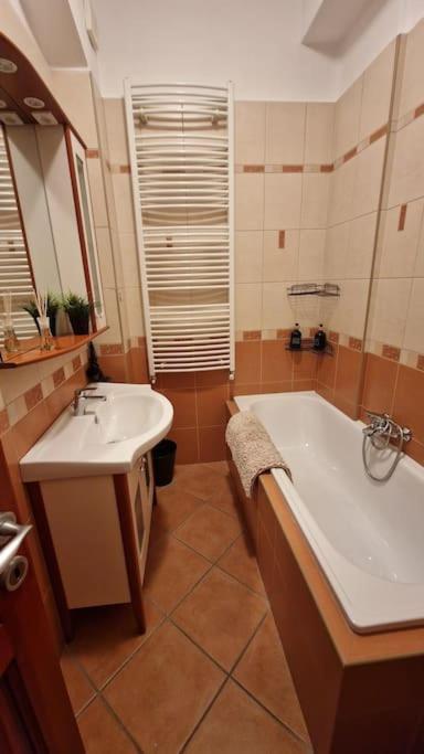 Jackpot Apartman Budapest Ngoại thất bức ảnh