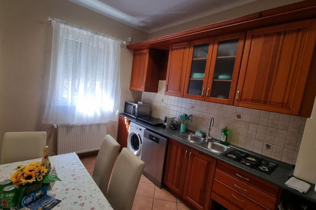 Jackpot Apartman Budapest Ngoại thất bức ảnh
